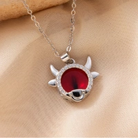 925 Серебряное серебро выглядит как кулон коровы