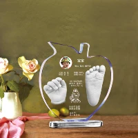 Богатый и пинги хрустальный скульптор