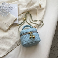 Синий, маленький