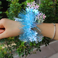 Синий браслет, со снежинками