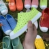 Wwnnative Croc Giày Cho Nam Nữ Mùa Hè Cặp Đôi Chống Trơn Trượt Rỗng Giày Đi Biển Nữ Rỗng Giày Sandal Bao Đầu giày adidas nam chống nước Rainshoes