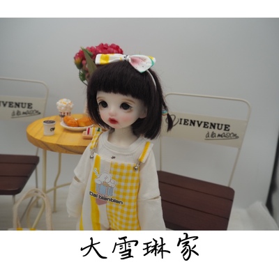 taobao agent Wear flat bjd baby clothes 6 -point doll clothes casual back strap short pants Yosd watermelon spell