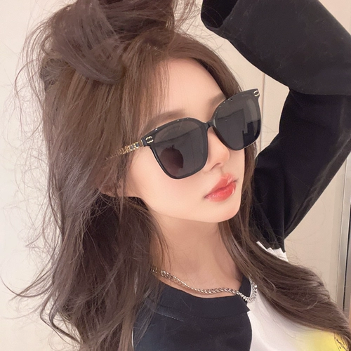 Xiaohongshu же круглый лице с большим розовым женским солнцезащитными очками