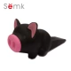 Маленькая черная свинья