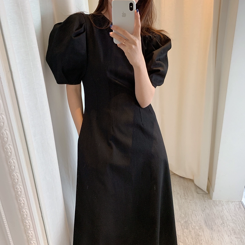 Hàn Quốc sang trọng retro phong cách Hepburn cổ tròn xếp ly eo mỏng lỏng lẻo dài tay áo váy đầm đen nhỏ - Sản phẩm HOT