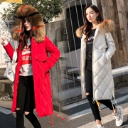 Chống mùa bông phụ nữ mùa đông phần dài dày Hàn Quốc phiên bản của tự trồng lớn lông cổ áo xuống bông pad kích thước lớn bông áo khoác áo khoác thủy triều