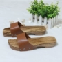 Mùa hè dâm bụt kiểu Nhật Bản, dép gỗ gót thấp, giày bè hàng ngày của gia đình bán dép nữ