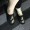 2018 cũ Bắc Kinh xã hội người tinh thần nam giới và phụ nữ thêu hoa giày Xishan màu ma vải ngư dân giày thủy triều giày