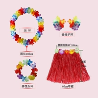 40 обычных пяти -купюр красного цвета