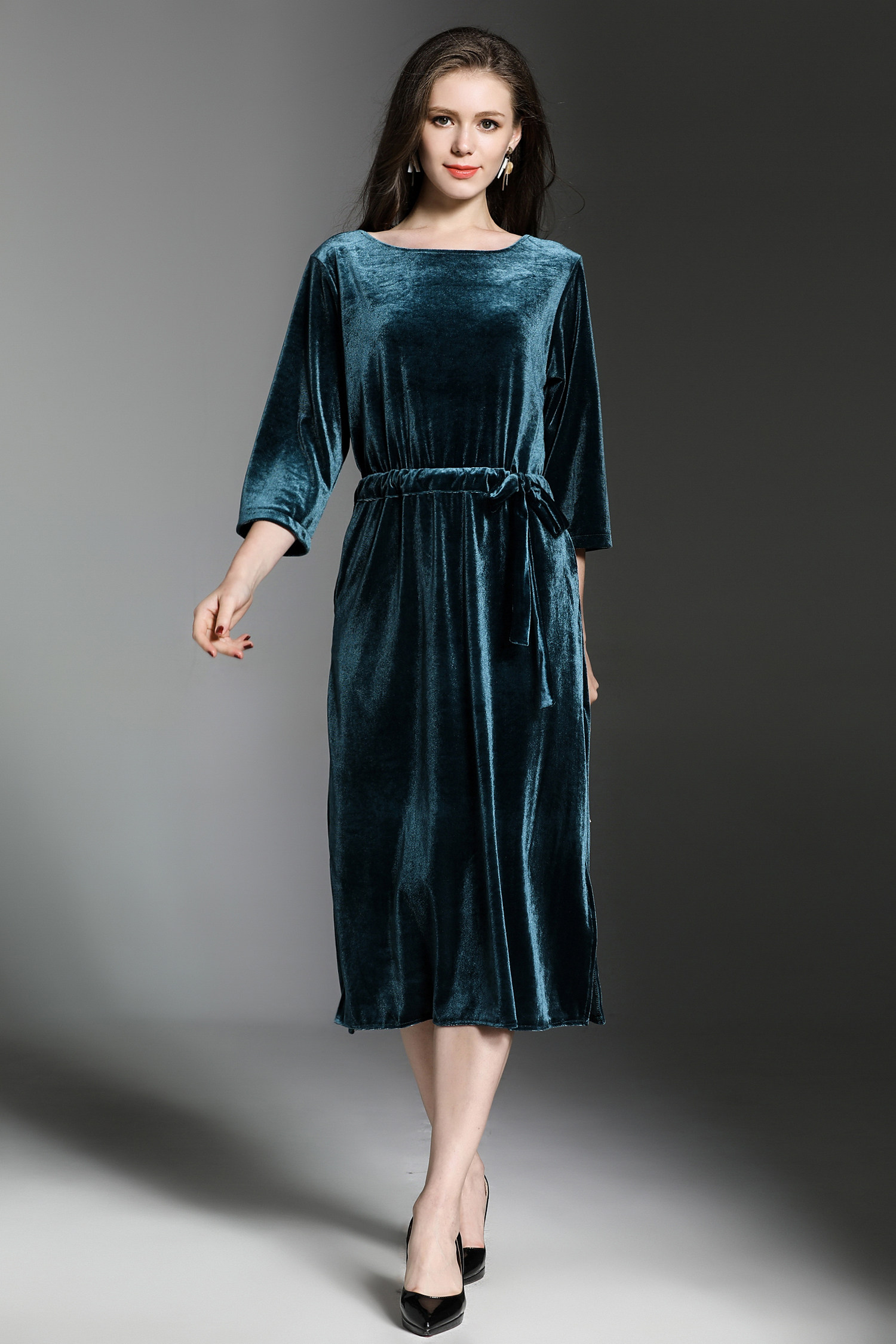 实拍现货6811#2017新款大码女装丝绒连衣裙宽松七分袖开叉长裙