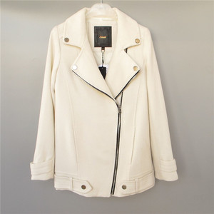 Ai Yiyi quầy thời trang đích thực ve áo dây kéo chéo đinh tán áo khoác ngắn áo len 170134038