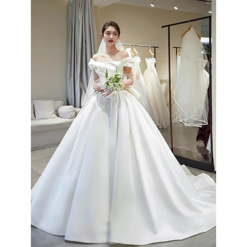  2XL+White dragging tail order to send a veil glove skirt   + $15.71 