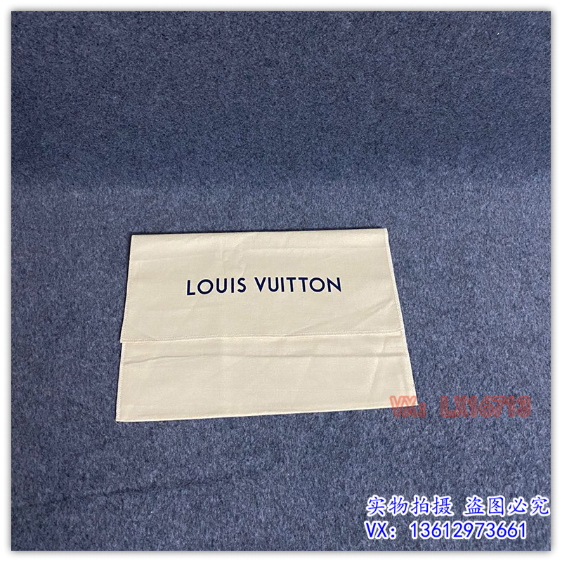 Original Medium Dust Bagspecial counter original edition LV high-grade paper bag packing Bag belt clothes scarf wallet Dustproof bag Gift bag Gift box