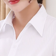 Hàn Quốc phiên bản của áo sơ mi trắng bông dài tay chuyên nghiệp V-cổ Slim overalls ăn mặc kích thước lớn ngắn tay áo ol sọc rộng