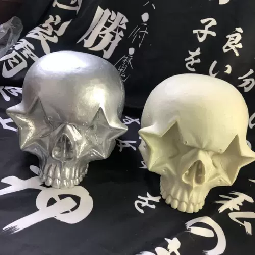 Spot Ron English Skeleton Pupatation Любимый подарок звездный скелет