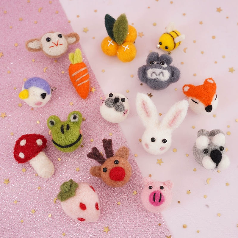 Girl Heart Wool Cảm thấy Trâm Thành phẩm Sản phẩm dễ thương Nhật Bản Phim hoạt hình Poke Fun Ins Dễ thương Quà tặng Thỏ Plush Trâm - Trâm cài