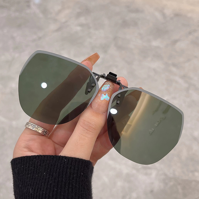 Lunettes de myopie pour hommes de style clip avec lumière polarisée, conçues pour la conduite, la pêche, les lunettes de soleil doubles de jour et de nuit_voghion.com