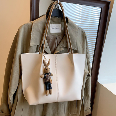 taobao agent Capacious shoulder bag, universal handheld one-shoulder bag, 2023 collection