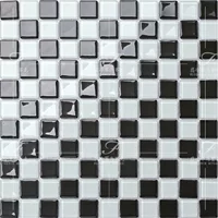 Классический черно -белый