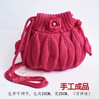 Роза красная