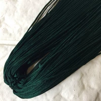 Темно-зеленый