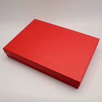 Красная коробка, подарок на день рождения