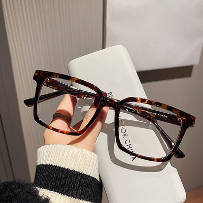 taobao agent Coarse -frame square glasses frame Sven Polytechnic Men's Glasses Frame can be equipped with close -up lens flat light mirrors female anti -blue light