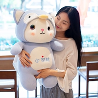 Голубая кошка становится пингвином