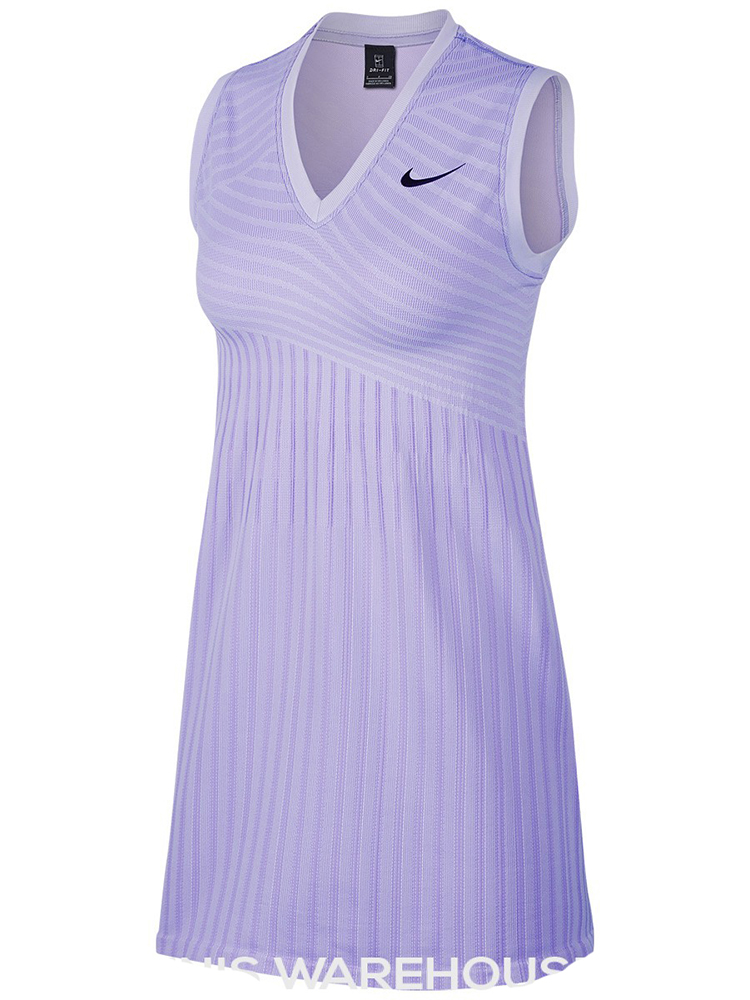 Теннисные платья