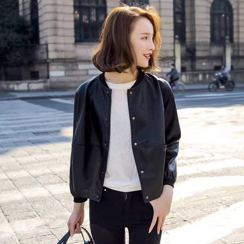 Trạm châu âu 2018 mùa thu mới pu Slim bóng chày cổ áo ngắn áo khoác nữ dài tay xe máy triều áo khoác da