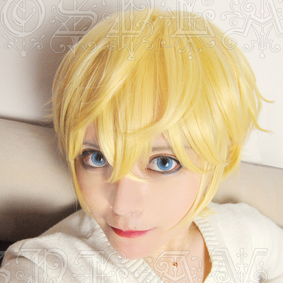 taobao agent [Rabbit Dimension] Love and producer Zhou Qiluo COS wigs of light mixed golden effect super European