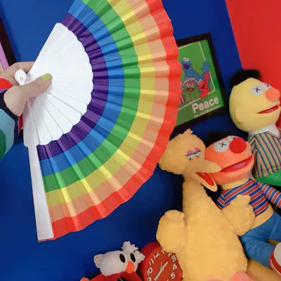 Японская инспирация ins rhawa wind Лето радуга радуга складное складное складное складное вентилятор Cavia Гладкий бусуди туку вентилятор склад