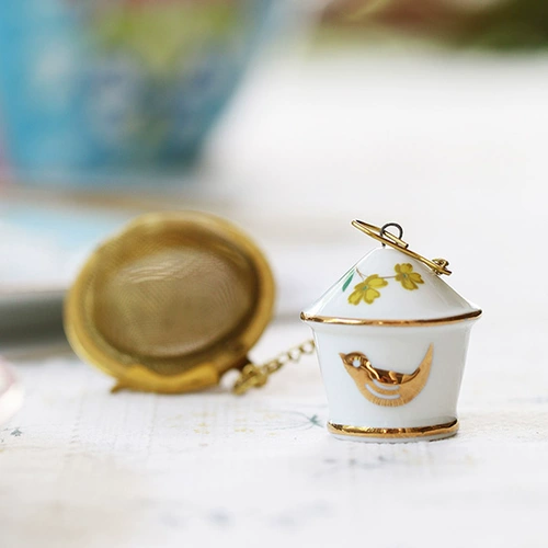 Spot Dutch Studio Studio Bird Cage Cage Tea -Capera Metal Spherice Teak British Retro Tea Filter Tea