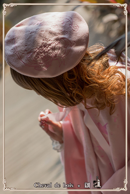 taobao agent [Dream and Treasure Spot] National brand lolita spring versatile cute elegant embroidered beret