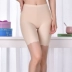 Thêm chất béo băng lụa không có dấu vết chống ánh sáng quần short bảo hiểm quần XL chất béo mm mùa hè quần an toàn nữ năm điểm xà cạp quần nỉ nhung phụ nữ trung niên Quần tây thường