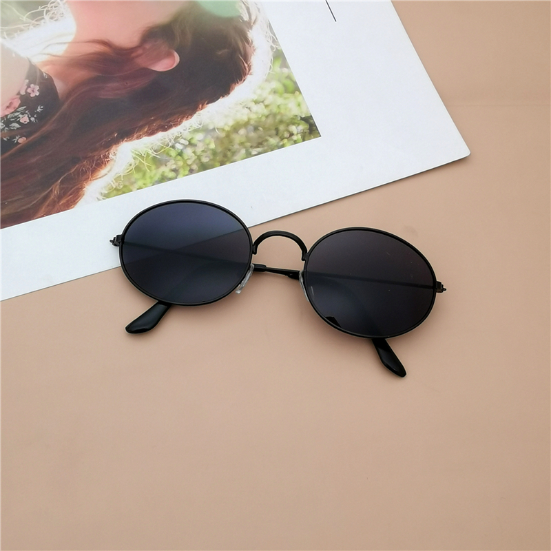 Black Grey2021 new pattern Sunglasses Ocean slice Transparent red Street shot fashion glasses ma'am Sunglasses wholesale Hip hop Small frame