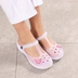 Mùa Hè Mới Nữ Crocs Dép Nhựa Giày Đi Biển Trắng Y Tá Chống Trơn Trượt Giày Công Sở Bệnh Viện Nhóm Mua Kích Thước Lớn dép quai hậu trẻ em dép quai hậu nam đi học 