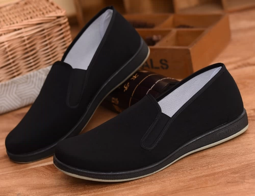 Подлинная старая Пекин Джинья Красная Карта Мужская ткани для мужской тканевой туфли свободна, удобная и удобная дыхательная способность ноги увеличивает число