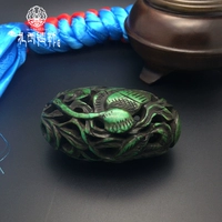 Во время династий Liaoning и Jin зеленая сосновая ручка внутренней ручки Монголии выпускается, резной тематической стойки, благоприятного бутика антиквара