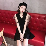 Mùa hè Hàn Quốc phiên bản của chic gió cao eo slim slimming dot ngắn tay áo v-cổ lưới khâu màu Một từ ăn mặc nữ