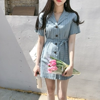 [Muzly] Hàn Quốc chic retro phù hợp với cổ áo đơn ngực màu sắc tương phản sọc dây thắt lưng ngắn tay đầm 	váy nhún phần eo	