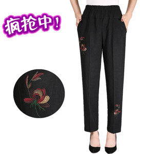 Phụ nữ trung niên của mùa hè ăn mặc quần mẹ cotton quần nóng quần short đàn hồi eo lỏng kích thước lớn quần quần short giản dị