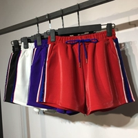 Mát Hàn Quốc phiên bản của các bên của băng sáng lụa đan thể thao quần short nữ mùa hè đàn hồi eo lỏng quần chân rộng mỏng quần nóng quần áo nữ